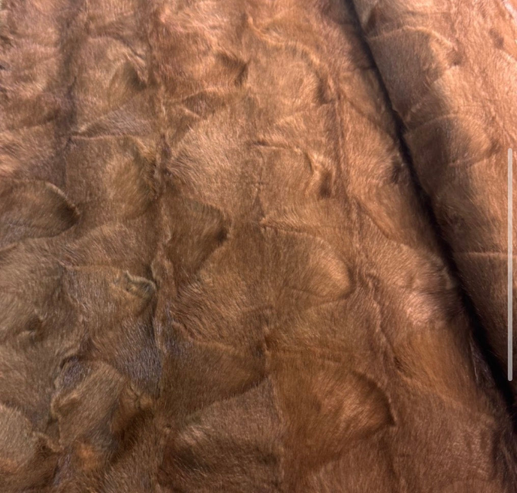 ZERMATT - Visone Full Skin - SU MISURA - Realizzato a mano - Certificato SAGA Furs