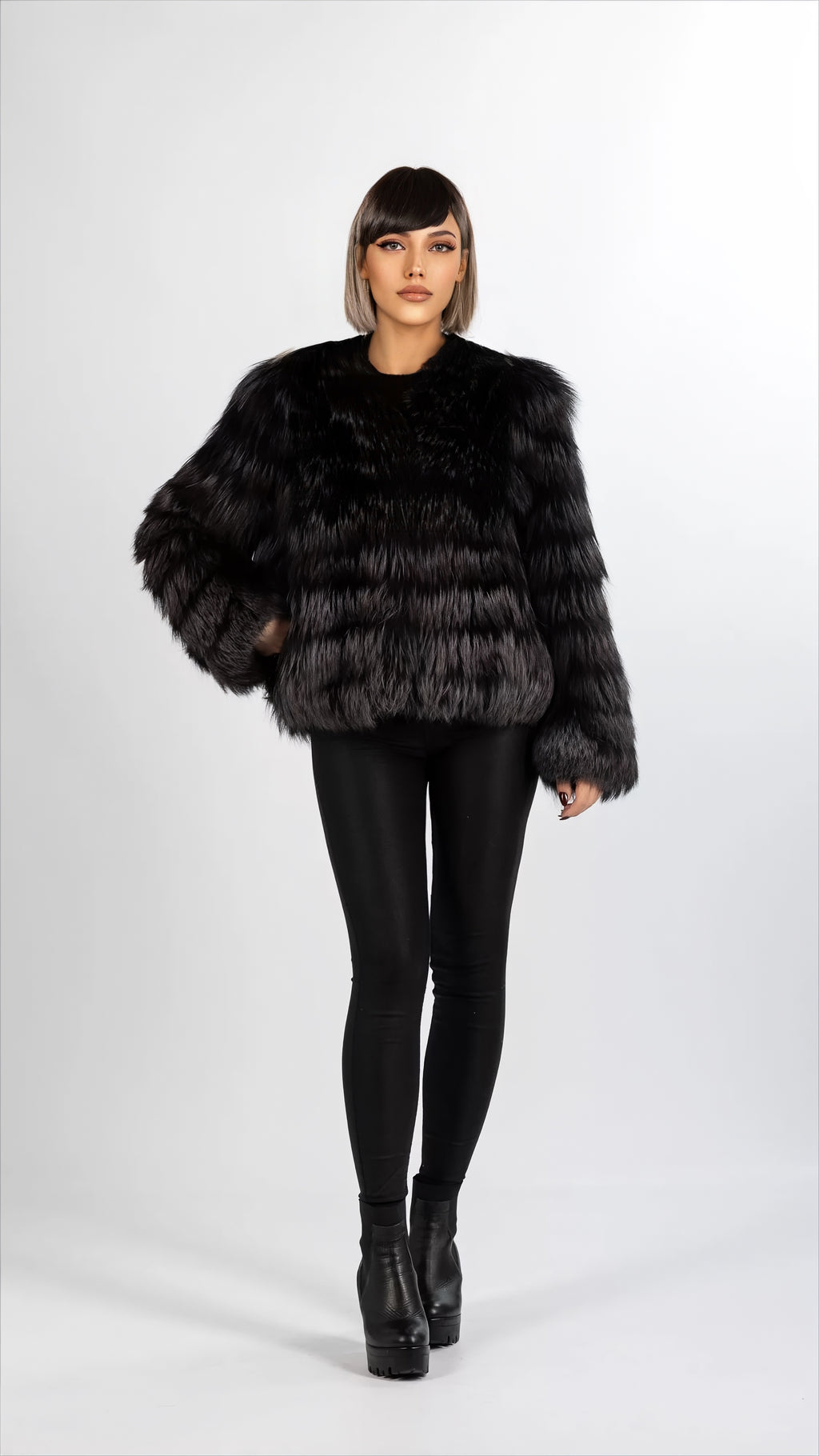 SAINT MORITZ - Volpe Full Skin - SU MISURA - Realizzato interamente a mano - certificato SAGA Furs